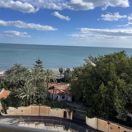 Apartment Estrellita Two Bedroom, Top Floor With Seaview